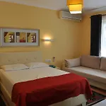 Pik Loti Hotel Tirana