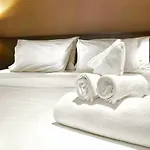 Pik Loti Tirana