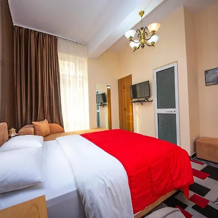 Pik Loti Hotel Tirana